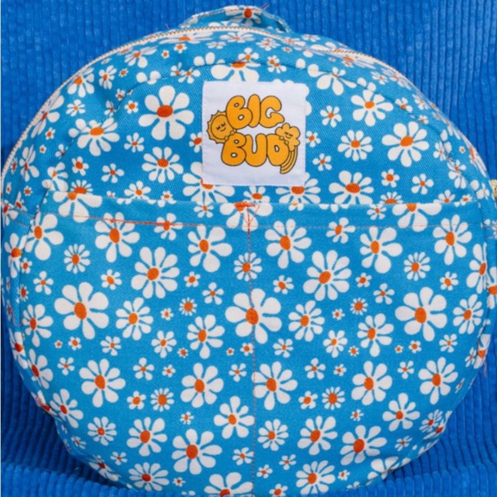Big Bud Press Lazy Daisy Circle Backpack
